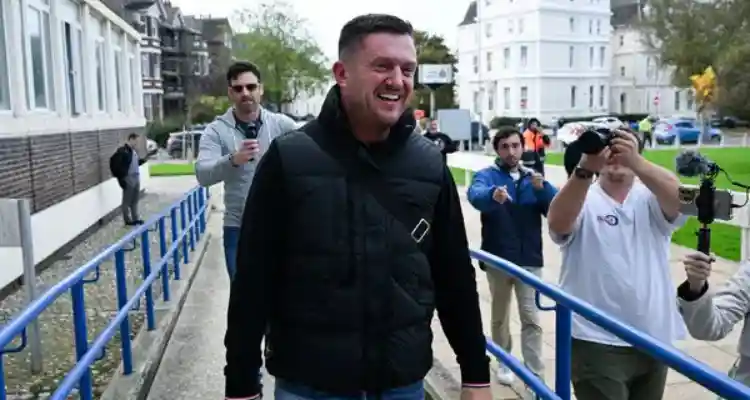 Tommy Robinson, Stephen Yaxley Lennon